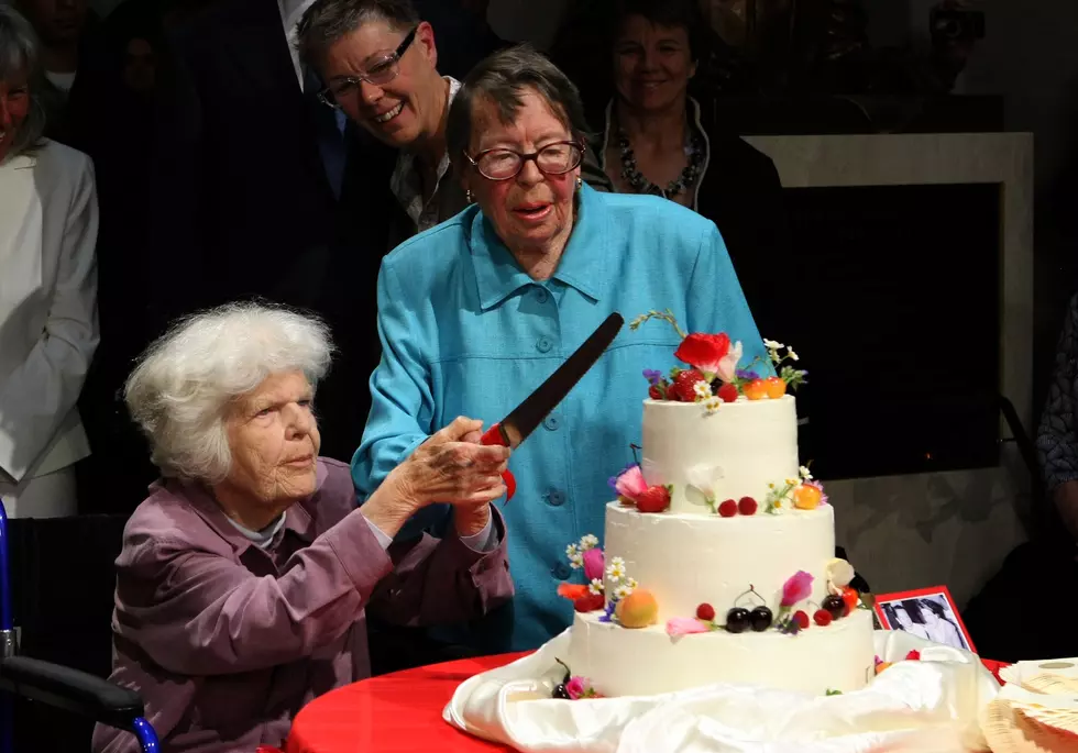 No More ‘Robbing the Cradle’ in Connecticut as of July 1, 2023
